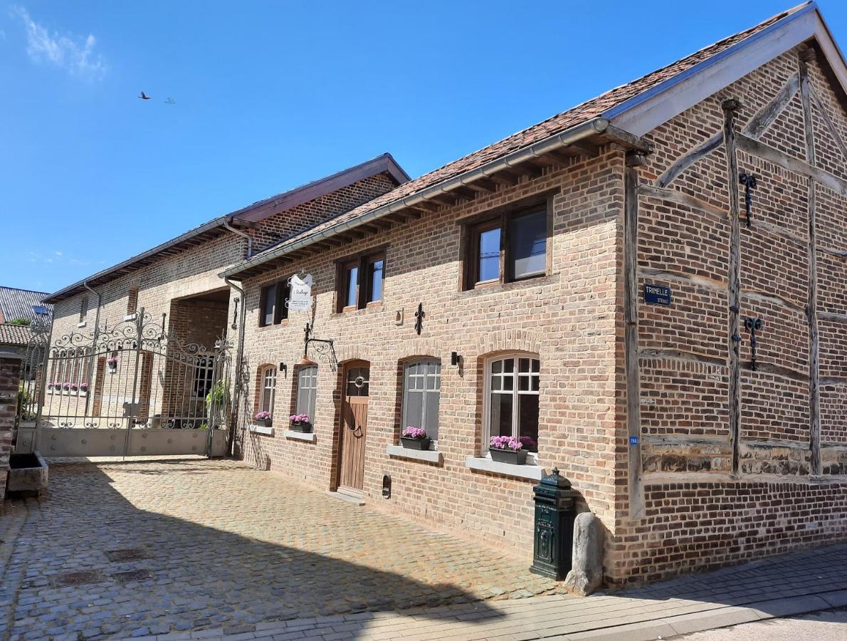 Het Stalhuys Villa Riemst Luaran gambar