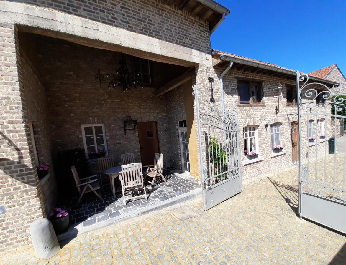 Het Stalhuys Villa Riemst Luaran gambar